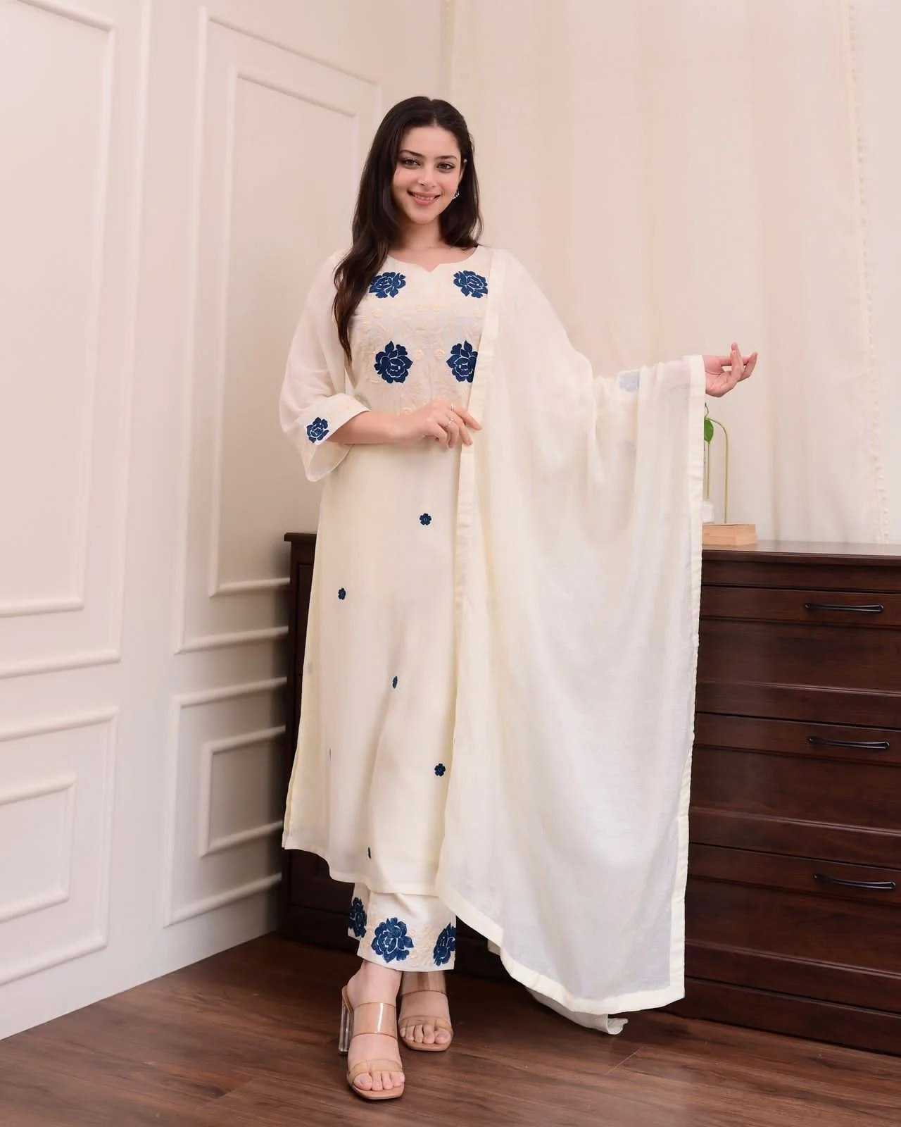 Synthetic Embroidered White Salwar Suit